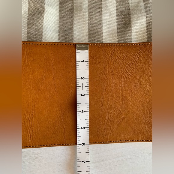 MOORE & GILES IVY CITY TOTE - Picture 12 of 14